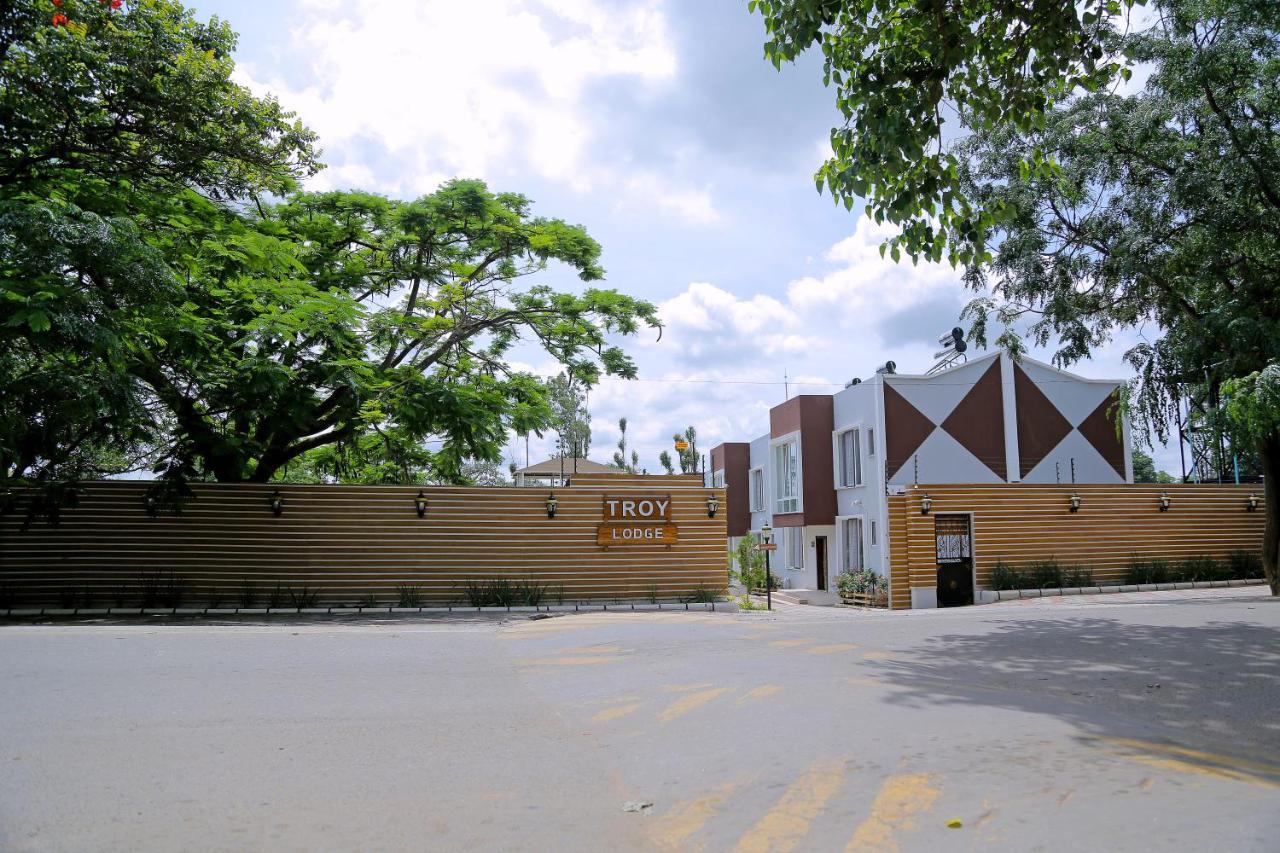 Troy Lodge Lusaka Exteriör bild